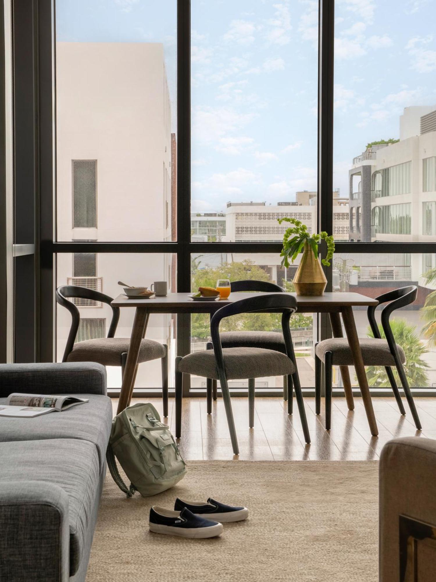 Sonder By Marriott Bonvoy 17West Apartments ไมอามีบีช ภายนอก รูปภาพ